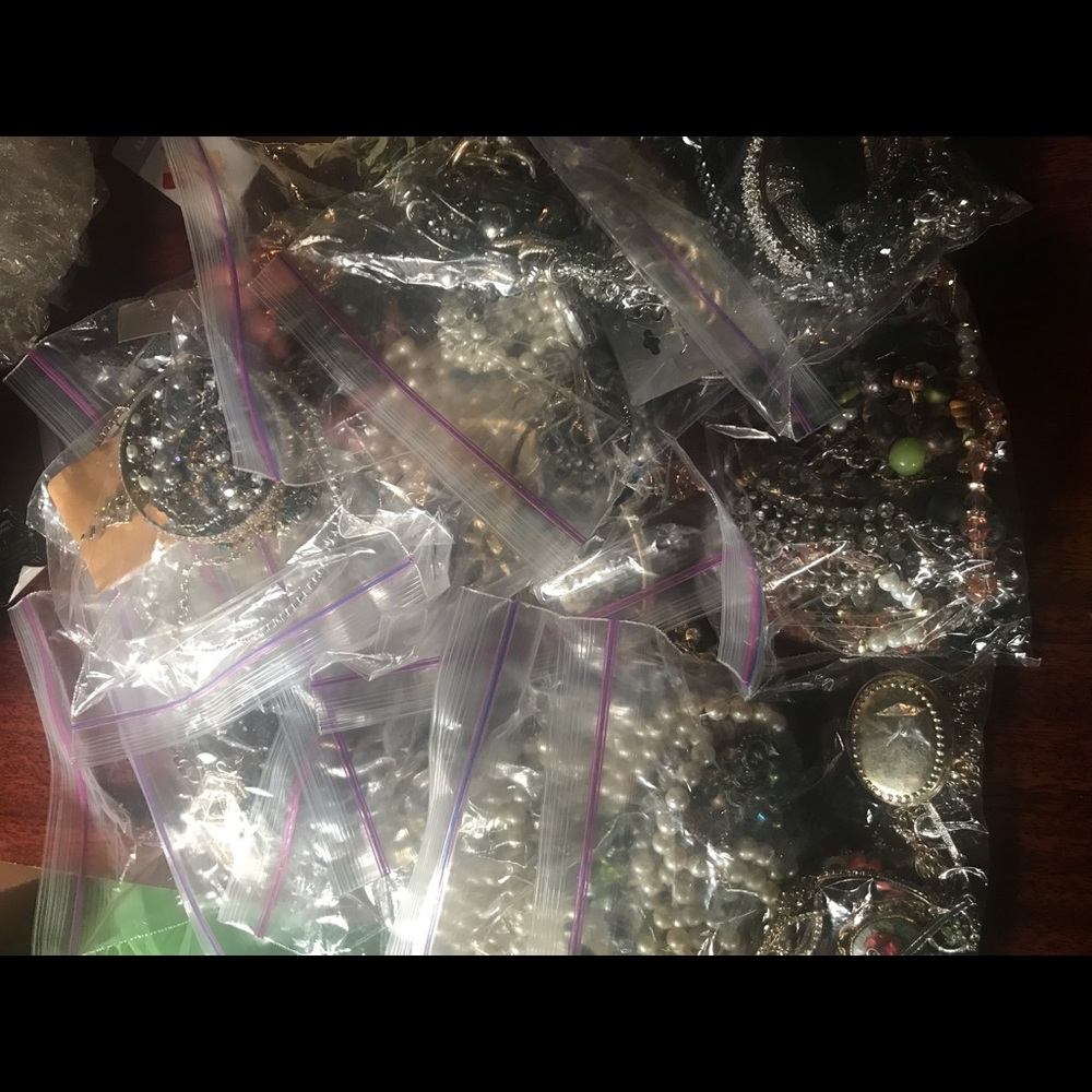 Large fashion costume vintage jewelry lot